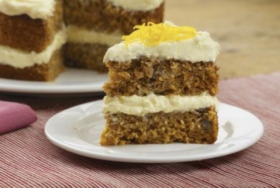 CARIBBEAN CARROT CAKE